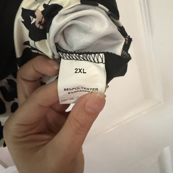 Worn once Black cheetah tank top 2XL - Picture 2 of 3